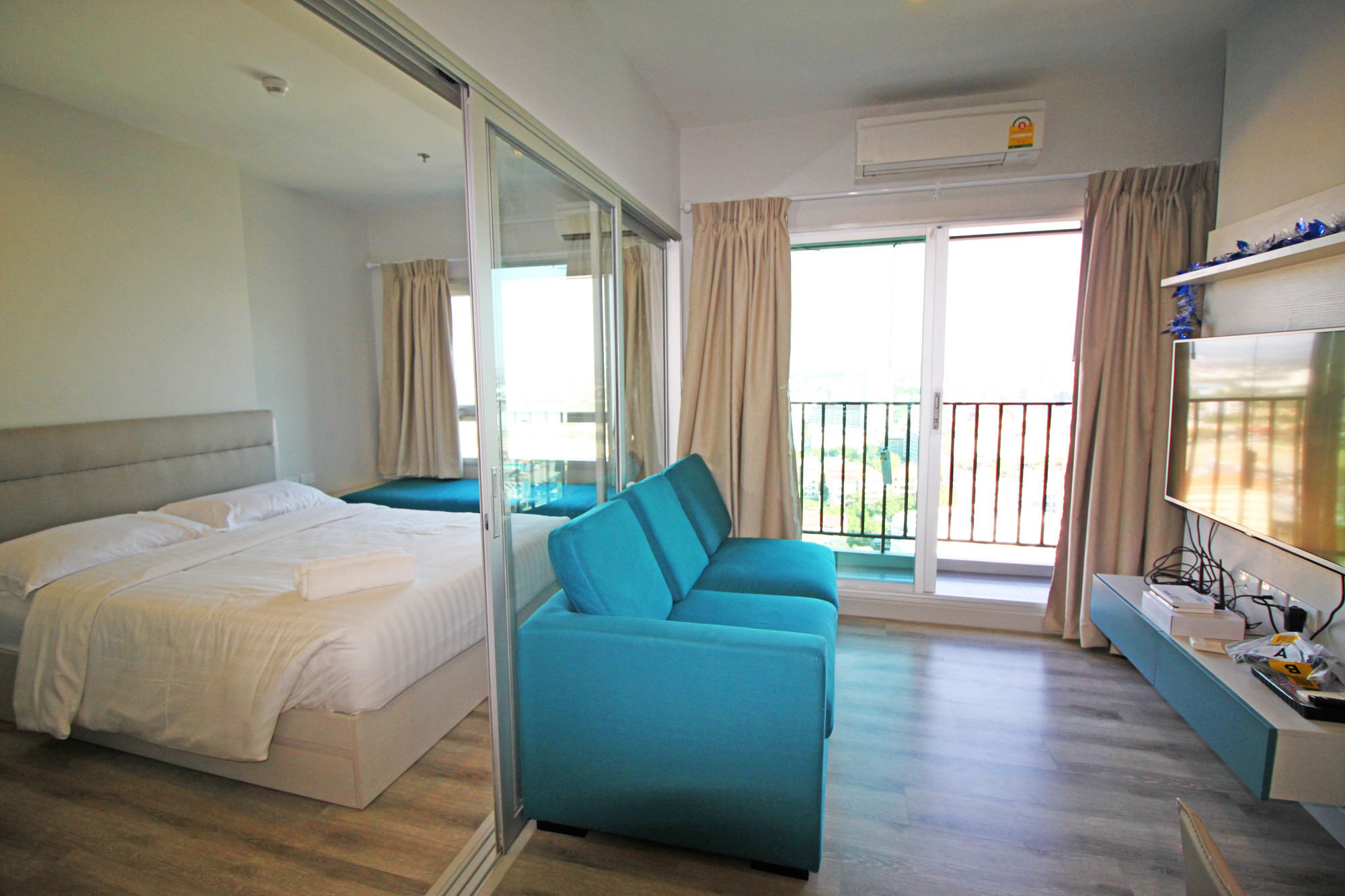 Centric Sea By Pattaya Holiday Bang Lamung Buitenkant foto