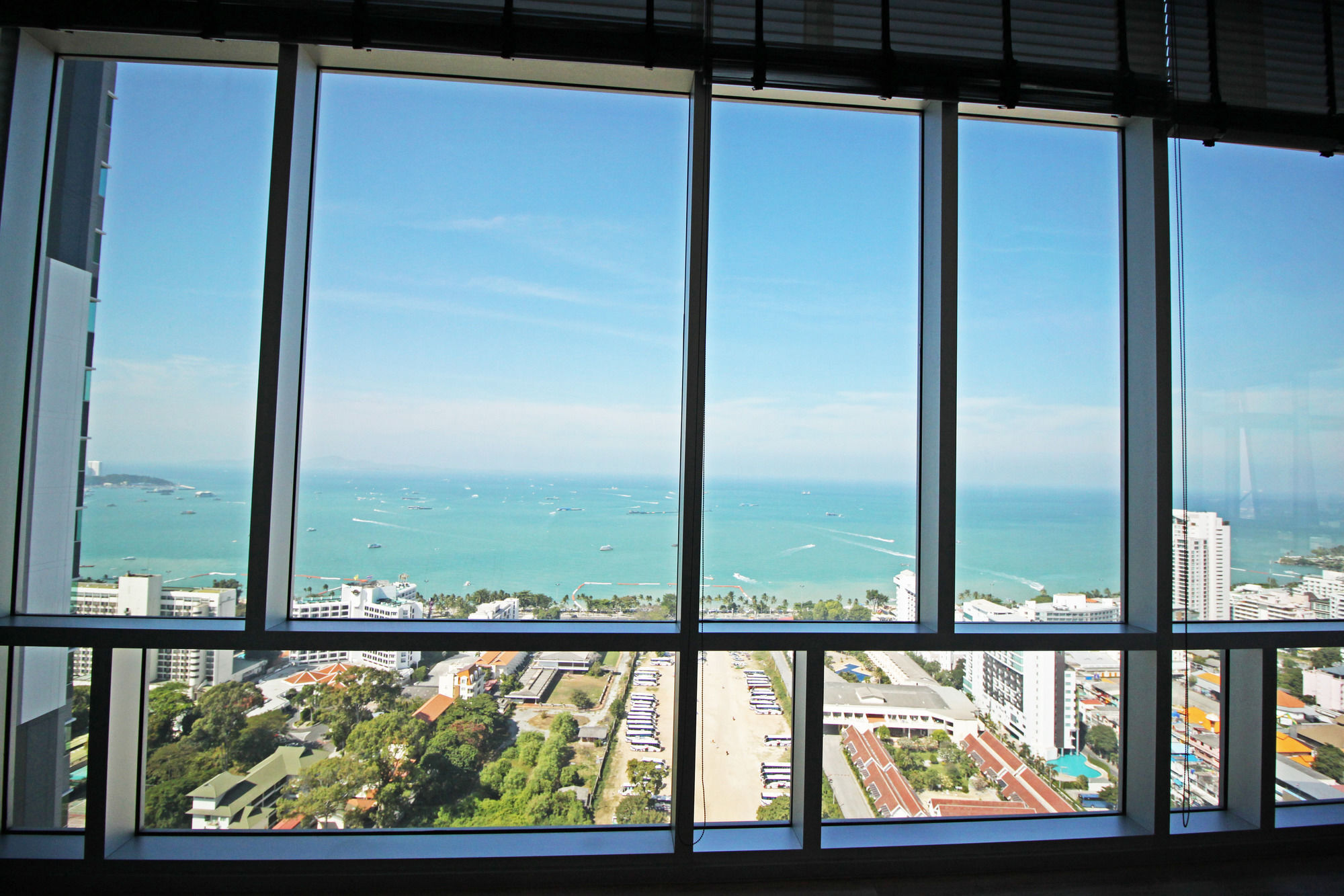 Centric Sea By Pattaya Holiday Bang Lamung Buitenkant foto